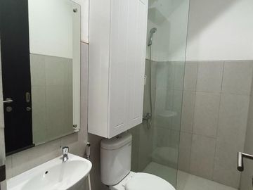 RUMAH Baru Full Furnished Siap huni di Cluster Shila Sawangan Depok