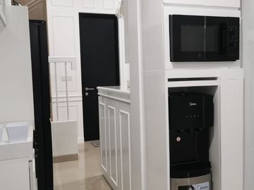 RUMAH Baru Full Furnished Siap huni di Cluster Shila Sawangan Depok