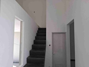 jual rumah siap huni lokasi strategis di kota Jombang  jatim