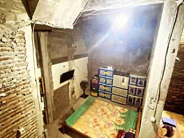 rumah 2 muka di banjarsari Solo kota luas 200 m2