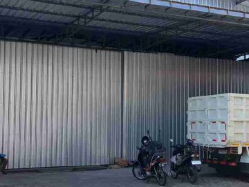 dijual tanah dan rumah serta gudang.pinggir jalan raya pedes-godean