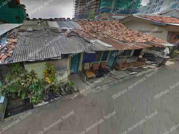 Rumah dengan lokasi strategis di Menteng Dalam dekat kota Casablanca