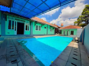 Dijual Villa Puncak Cipanas Murah 766 m² Kolam Renang Pribadi – Siap Huni & Cocok Investasi Sewa