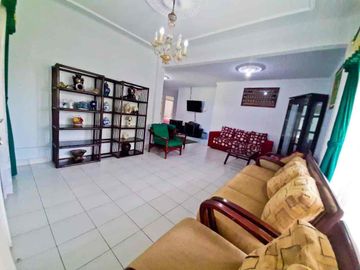 Dijual Villa Puncak Cipanas Murah 766 m² Kolam Renang Pribadi – Siap Huni & Cocok Investasi Sewa