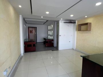 OFICINA EN VENTA O ALQUILER – AV. ESTACIÓN