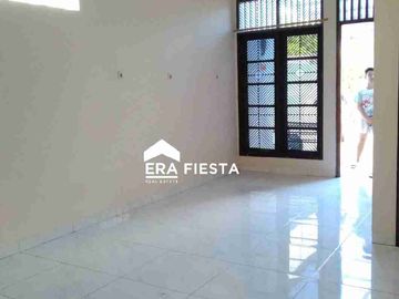 Disewakan Murah Rumah Semi Furnished Rapi di Sektor 7A Gading Serpong