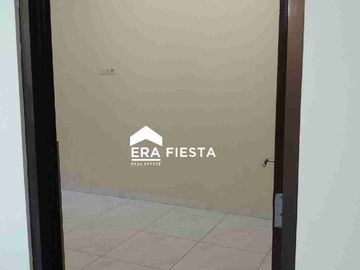 Disewakan Murah Rumah Semi Furnished Rapi di Sektor 7A Gading Serpong
