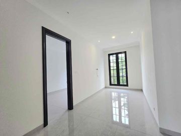 Di Jual Rumah American Style Di Cluster Dekat Akses Tol Bintaro