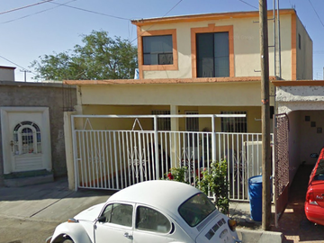 Venta de casa en Delfino Montes, Oasis revolución I  32674 Juarez Chihuahua