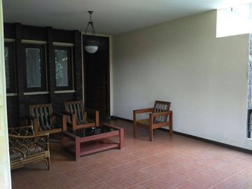 Jual cepat rumah komp parahyangan vila prv geger kalong bandung
