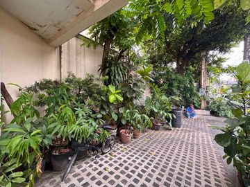 3-Storey House facing Northeast for SALE at North Greenhills, San Juan City!
