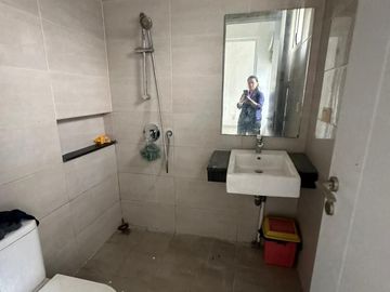 Disewakan Rumah Nyaman di Cluster Tropical Garden Galaxy Seberang Mall Bekasi