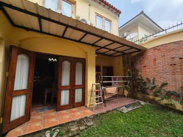 Dijual rumah hoek siap huni full furnished the green bsd tangerang selatan