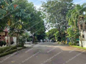 Mertilang, Bintaro Sektor 9