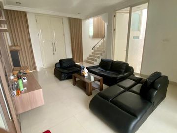 Rumah di Long Beach Pakuwon City – Lingkungan Nyaman