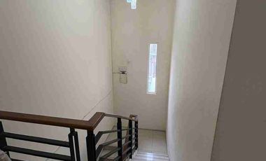 Dijual Rumah Furnish 4Kt di Summarecon Bekasi