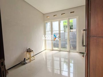 DIJUAL Rumah Minimalis 2Lt dan Terawat Siap Huni Keamanan 24 Jam Dg One Gate System Dekat Kampus Binus dan Bandara di Araya