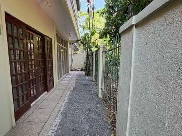 6 Bedroom 6BR House for Rent in Muntinlupa City at Ayala Alabang Village