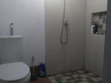 DIJUAL RUMAH 2 LANTAI FURNISH JADE PARK SERPONG (GL102)