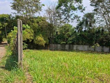 DI JUAL TANAH DARAT SANGAT COCOK UNTUK RUMAH TINGGAL DAN VILLA KELUARGA .HANYA 1 KM DARI SUMMARECON BOGOR