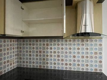 Dijual Rumah di Glc Cluster East Asia, Uk.6x15m2, SHM, Harga : 2.45M Nego