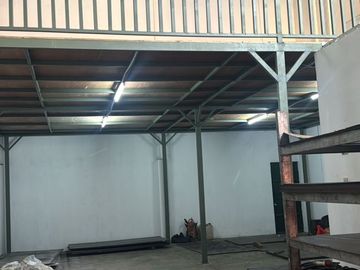 Gudang Green Sedayu Bizpark luas 9x20 180meter Cakung Jakarta Timur