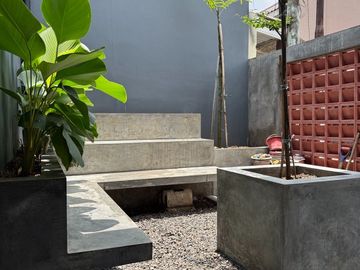 DIJUAL RUMAH CANTIK MODERN 2 LANTAI NUSA LOKA (GLB144)