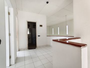 DIJUAL RUMAH CANTIK MODERN 2 LANTAI NUSA LOKA (GLB144)