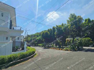 Dijual Rumah American Style di Rungkut Asri Surabaya Baru Gres Siap Huni