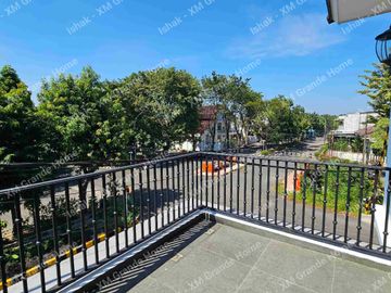 Dijual Rumah American Style di Rungkut Asri Surabaya Baru Gres Siap Huni