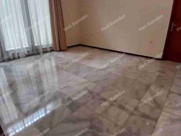 Di Jual Rugi Rumah Dalam Komplek Dekat Stasiun MRT