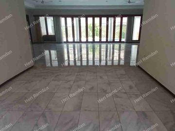Di Jual Rugi Rumah Dalam Komplek Dekat Stasiun MRT
