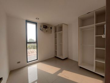 For Sale Modern 3 Storey Townhouse in Bahay Toro GSIS Village Project 8, Q.C. KSA
