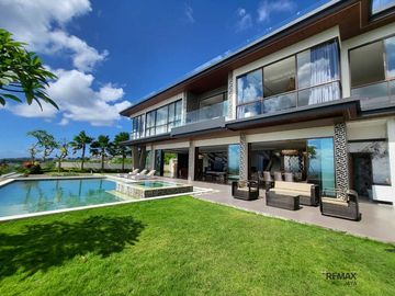 Villa Mewah Ikonik Dijual di Jimbaran, Badung Area