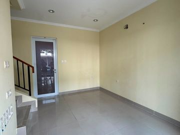 Disewakan Rumah Siap Huni 2 Lantai Cluster Verdi Symphonia