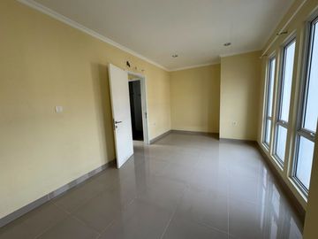 Disewakan Rumah Siap Huni 2 Lantai Cluster Verdi Symphonia