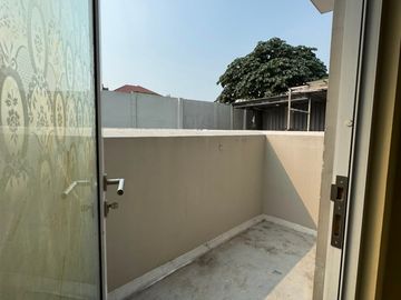 Disewakan Rumah Siap Huni 2 Lantai Cluster Verdi Symphonia