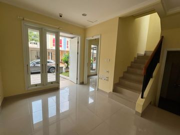 Disewakan Rumah Siap Huni 2 Lantai Cluster Verdi Symphonia
