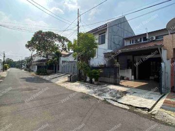 Rumah Bagus Tanah Luas Jlm Utama Komplek PTB Duren Sawit Jakarta Timur