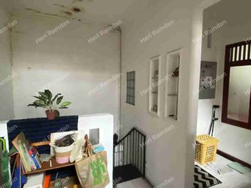 Rumah Bagus Tanah Luas Jlm Utama Komplek PTB Duren Sawit Jakarta Timur