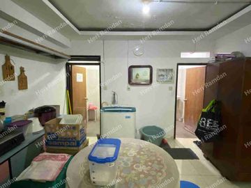 Rumah Bagus Tanah Luas Jlm Utama Komplek PTB Duren Sawit Jakarta Timur