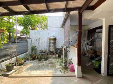 Rumah Bagus Tanah Luas Jlm Utama Komplek PTB Duren Sawit Jakarta Timur