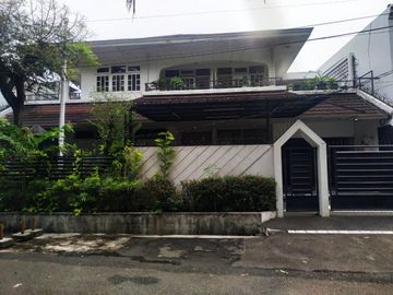 UPDATE TURUN HARGA!  DIJUAL RUMAH LAMA TERAWAT MASIH LAYAK HUNI KERAMAT PELA, BARITO BLOK M KEBAYORAN BARU JAKARTA SELATAN