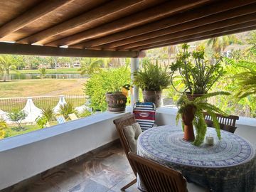Casa en venta en Ixtapa ~ Club de Golf Palma Real