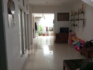 MURAH*DIJUAL CEPAT RUMAH TERAWAT SIAP HUNI DI MARGAHAYU PROPELAT KOTA BANDUNG