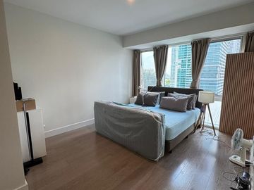 2 Bedroom Unit with 2 Toilet and Bath, Fully Furnished with Parking