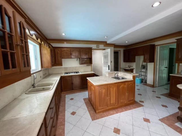 House For Sale in Ayala Alabang Village