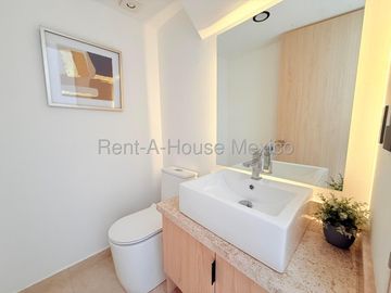 Estrena casa de tres recámaras en venta en Zibatá, Querétaro