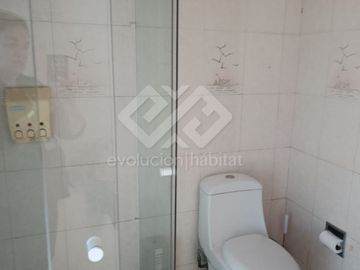 CASA EN VENTA DE 1 NIVEL EN CUERNAVACA, CON ALBERCA Y JARDIN DENTRO DE UN FRACC. CON VIGILANCIA