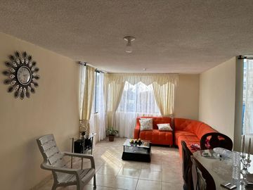 Apartamento en venta en la Elvira.